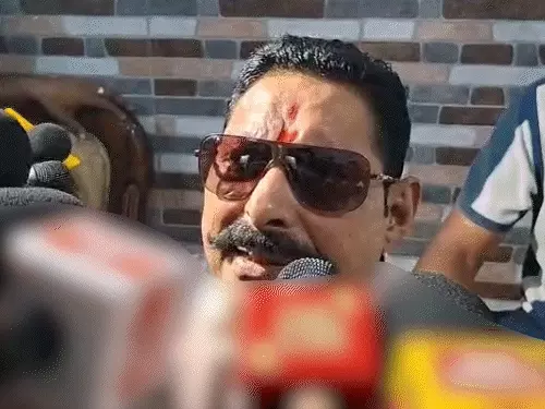 JDU प्रत्याशी नीरज कुमार की बिगड़ी तबीयत, हार्ट की परेशानी के बाद ICU में भर्ती; CM सम्राट चौधरी अस्पताल पहुंचे