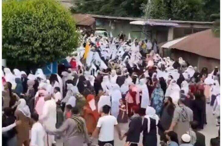 PoK में प्रदर्शनकारियों पर फायरिंग का दावा, वीडियो में JAAC बोला- पाकिस्तानी सुरक्षाबलों की गोलीबारी में कई लोग घायल