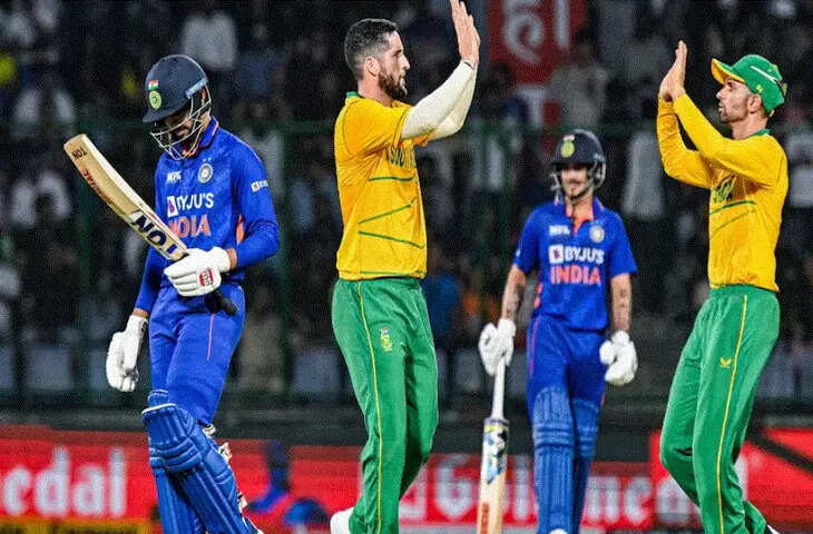 IND vs SA 3rd T20 Dream11 Prediction इन खिलाड़ियों को चुनकर बना सकते हैं सर्वश्रेष्ठ फैंटेसी 11 , इसे बनाएं कप्तान