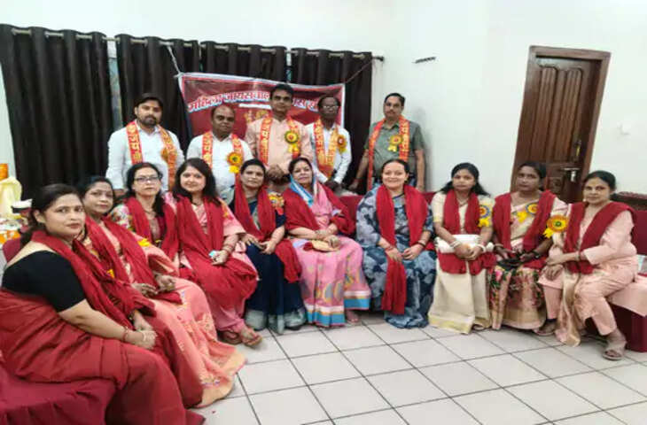गोरखपुर में महिला जायसवाल विकास समिति की बैठक, नई कार्यकारिणी का विस्तार; समाजोत्थान का लिया संकल्प