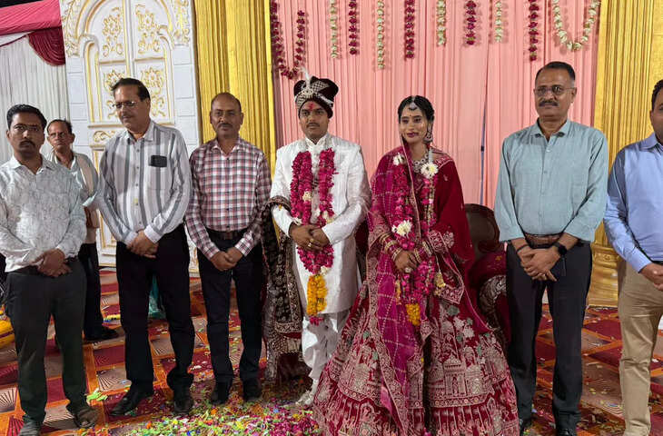 सतना में अंतरधार्मिक विवाह की चर्चा, वीडियो में जाने जेल अधिकारी फिरोजा खातून ने धर्मेंद्र से हिंदू रीति-रिवाज से की शादी