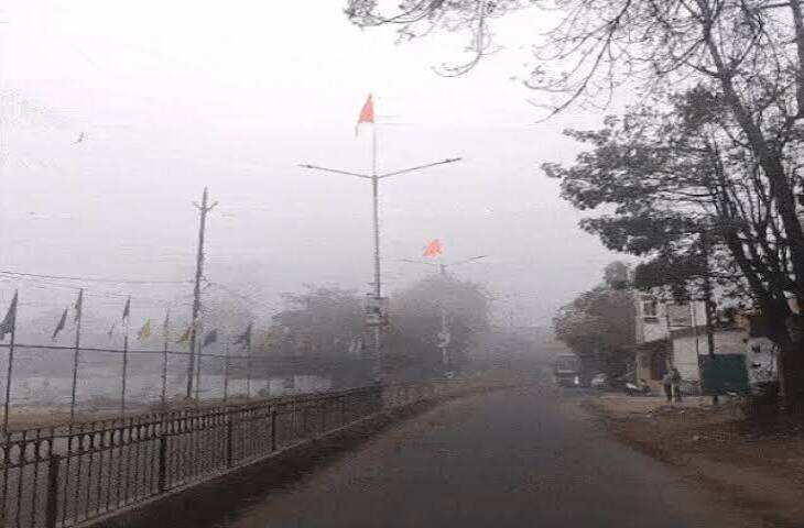 महाकौशल-विंध्य में तीन दिन बारिश के आसार, धार और झाबुआ में बढ़ी ठंड; 31 जिलों में मौसम बदलेगा