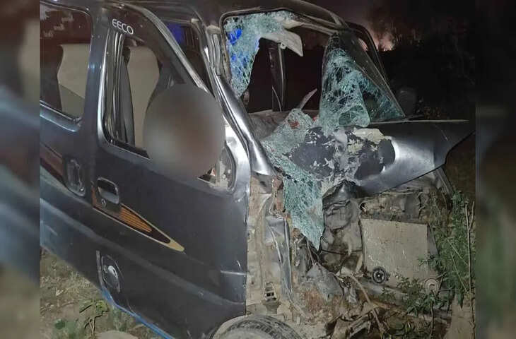 नागौर में दर्दनाक सड़क हादसा, वीडियो में देखें नींद की झपकी से पलटी ईको कार, दो युवकों की मौत, छह गंभीर घायल