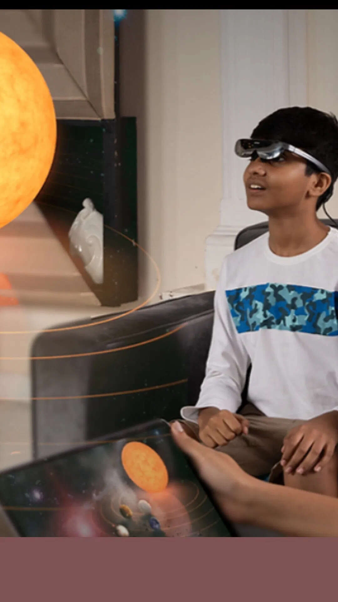 Jio brought this Glass to compete with Apple GEARRICE