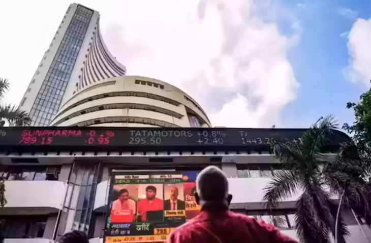 Stock Market Closing :&nbsp;दिनभर के उतार-चढ़ाव के बाद जबरदस्त रिकवरी हरे निशान में बंद हुए सेंसेक्स-निफ्टी, फार्मा - IT स्टॉक्स में खरीदारी&nbsp;