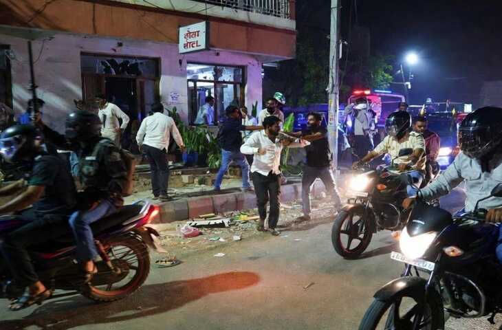 जयपुर में होटल पर ताबड़तोड़ फायरिंग, एक्सक्लूसिव वीडियो में देंखे स्टाफ पर जानलेवा हमला; दो आरोपी गिरफ्तार