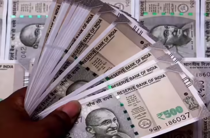 7th Pay Commission: किसानों के बाद अब केंद्रीय कर्मचारियों की बारी, जानें मिलेंगे कौन-कौन से 4 बड़े तोहफे !