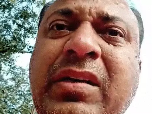 कर्ज से परेशान-व्यापारी बेटे को वीडियो भेज नदी में कूदा