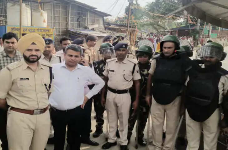 NEET पेपर लीक मामले पर मधेपुरा में प्रदर्शन से पहले पुलिस अलर्ट, छात्रों के मार्च को लेकर बढ़ाई गई सुरक्षा
