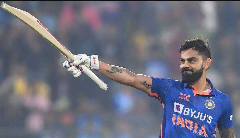 Virat Kohli and Suryakumar Yadav--1--11222