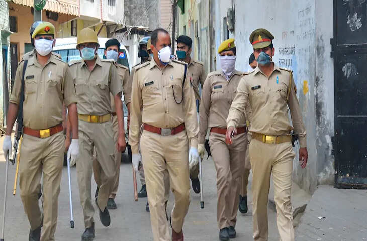 10 साल पहले बनाया आजमगढ़ से आकर इंदौर में मकान, अब पति-पत्नी की उसी घर में मिली लाशें