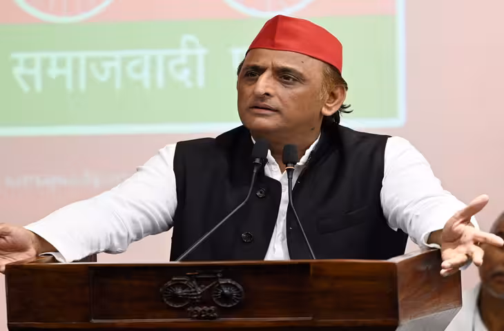 SSR का उल्टा RSS, फिर तो SIR...अखिलेश ने चुनाव आयोग को फिर घेरा