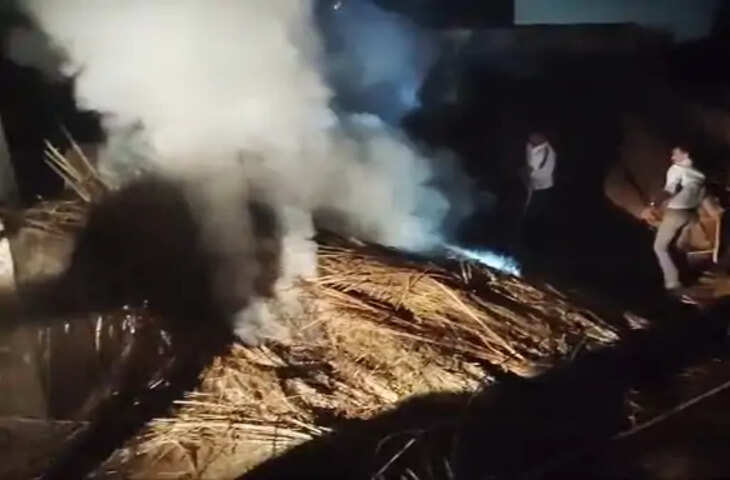 Bharatpur पटाखे की चिंगारी से कड़बी में लगी आग