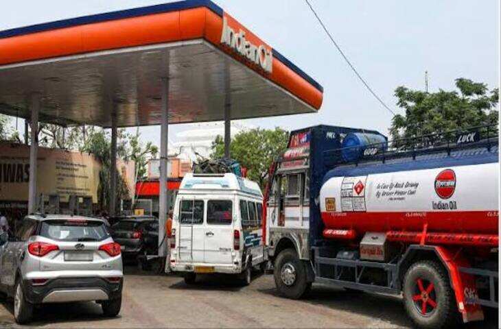 Petrol Diesel Price Today: पेट्रोल-डीजल के नए रेट जारी, दिल्ली से जयपुर और मुंबई तक जानें आज के भाव