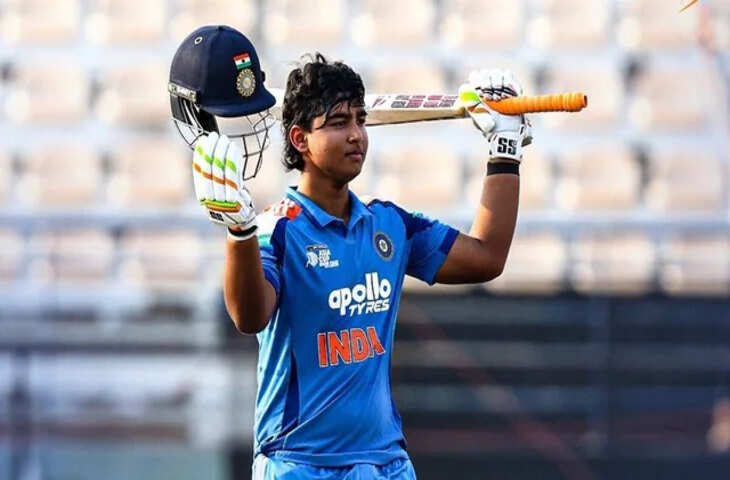 15 साल के वैभव सूर्यवंशी पर इतिहास रचने की नजर, वीडियो में जाने डेब्यू करते ही तोड़ सकते हैं सचिन तेंदुलकर का रिकॉर्ड