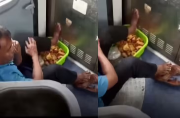 ट्रेन में समोसा खाने से पहले देख लें यह VIDEO, वेंडर की हरकत देख भड़के लोग