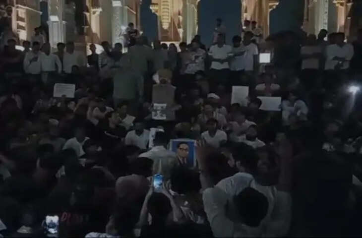 जयपुर में युवाओं का बड़ा प्रदर्शन: जवाहर सर्किल पर उमड़ी भीड़, केंद्र और राज्य सरकार के खिलाफ लगाए नारे