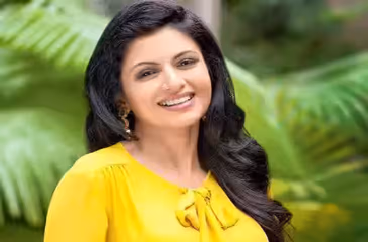 Bhagyashree Beauty Secret: रोज सुबह पिएं यह खास पानी, चेहरे पर आएगा कांच जैसा निखार और बढ़ेगा कोलेजन