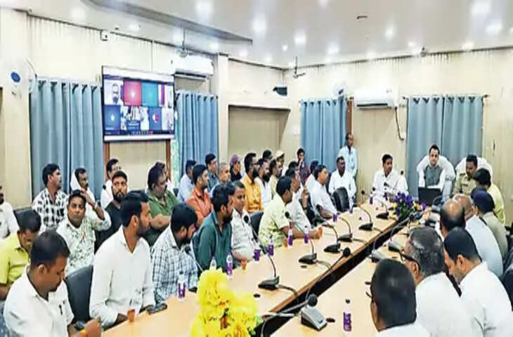 पूजा समिति और प्रशासन के बीच बेहतर समन्वय से मिलेगी त्वरित सूचना, सुरक्षा व्यवस्था पर दिया जोर
