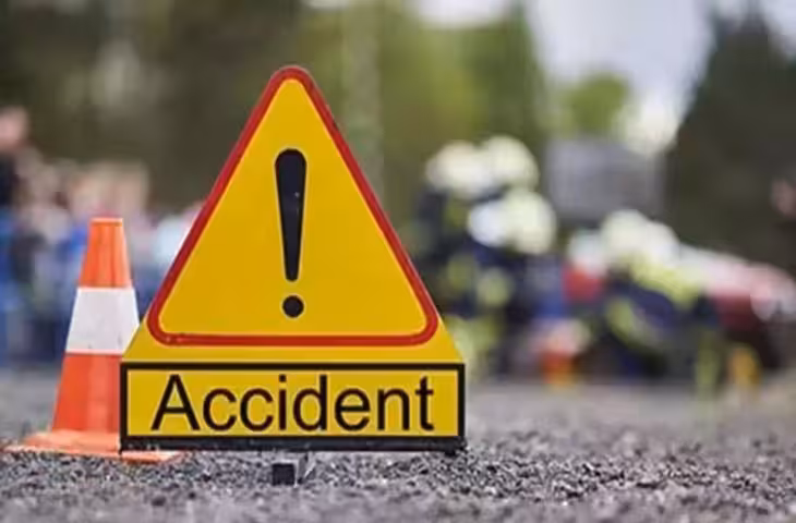 हादसे के बाद राजबाड़ा पर भड़का लोगों का गुस्सा, बस से सवारियों को उतारा; फिर ईंट-पत्थरों से किया हमला