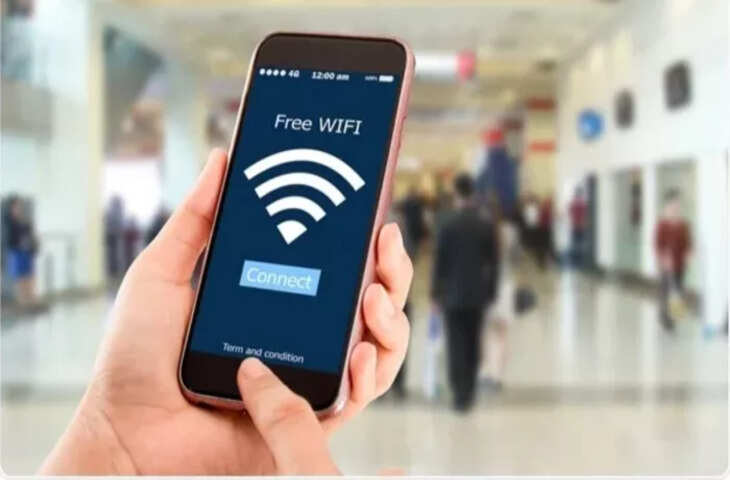 Public Wi-Fi पर ये गलती पड़ी भारी तो उड़ सकता है पूरा बैंक बैलेंस, जानिए क्या न करें