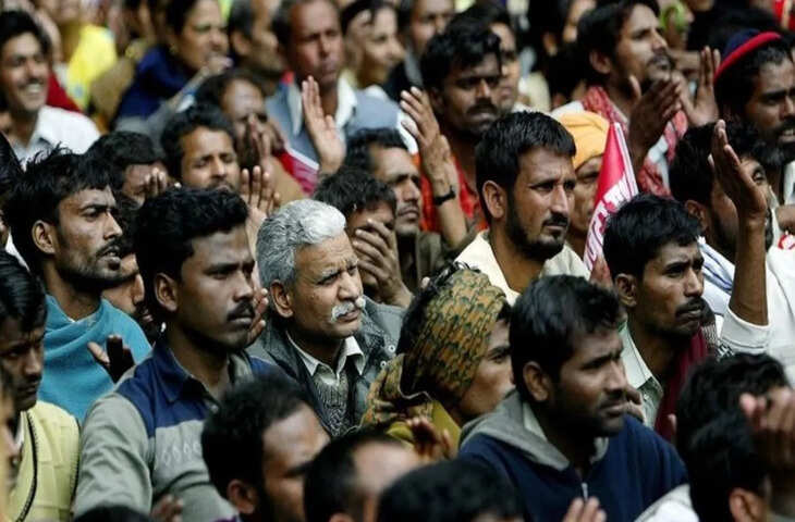 देश में बढ़ी बेरोजगारी ने बढ़ाई चिंता, मार्च महीने के आंकड़े देख फटी रह जाएंगी आँखें&nbsp;