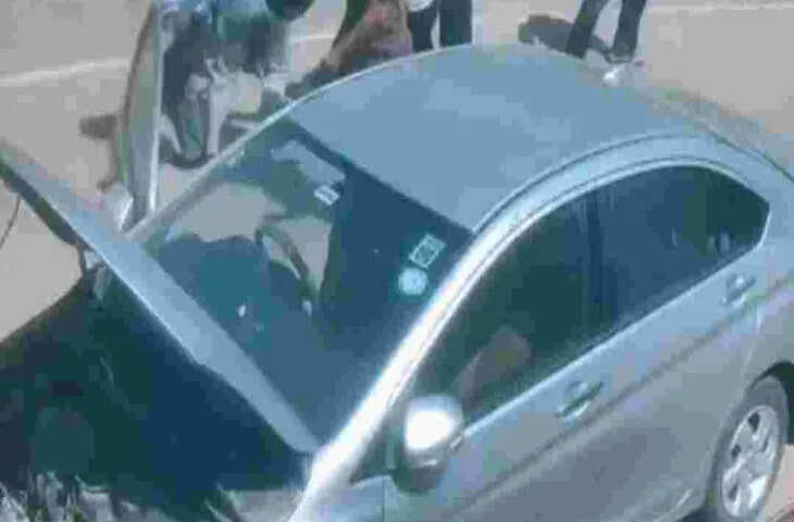 जयपुर में कार गैराज पर हमला, 10-15 बदमाशों ने मालिक और बेटों को पीटा, CCTV के आधार पर जांच तेज