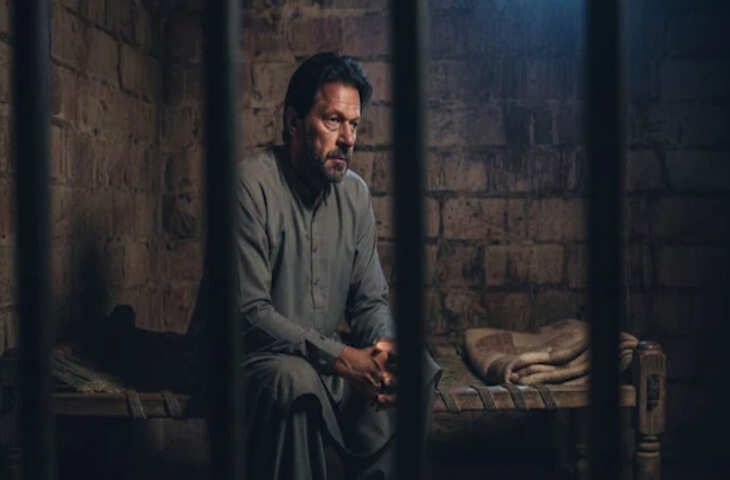 जेल में इमरान खान के लिए खतरनाक साजिश? तन्हाई में 50 दिन रखने की तैयारी, मुनीर की रणनीति से मचा हड़कंप​​​​​​​