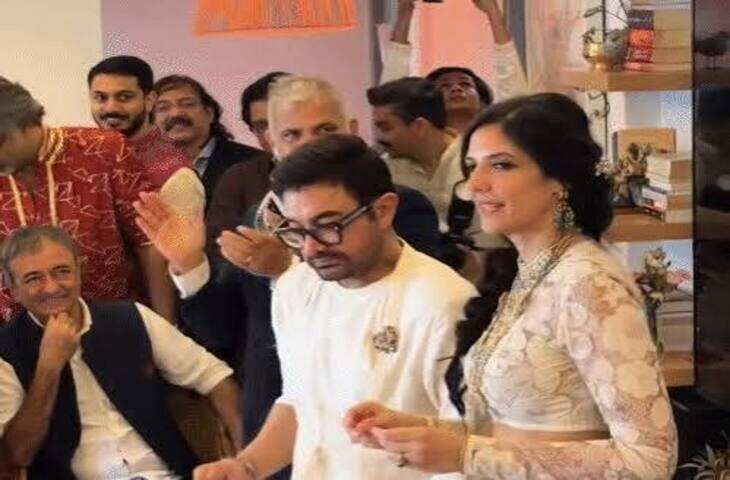 आमिर खान ने गौरी स्प्रैट संग की कोर्ट मैरिज, वीडियो में जाने पाली हिल स्थित घर पर स्पेशल मैरिज एक्ट के तहत बने जीवनसाथी