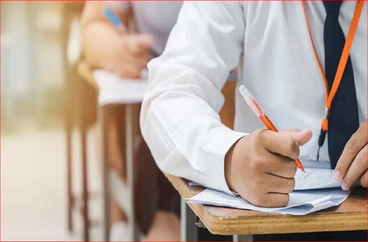 यूपी बोर्ड मूल्यांकन में छात्रों की अनोखी &lsquo;गुहारें&rsquo;, कॉपियों में मिले दिलचस्प जवाब