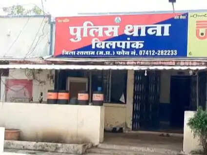 पवन चक्कियों पर डकैती की साजिश नाकाम, 8 बदमाश गिरफ्तार; हथियार, इलेक्ट्रॉनिक कटर और 5 किलो से ज्यादा गांजा बरामद