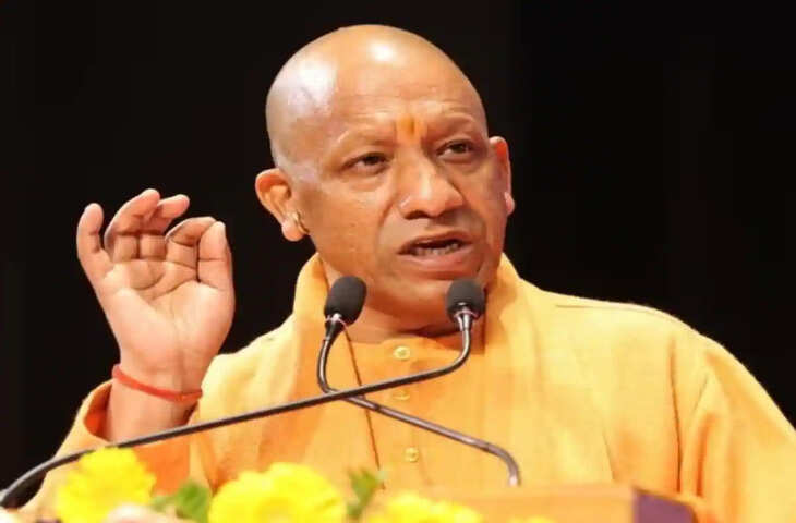 सीएम योगी का अयोध्या में सनातनियों से एकजुट रहने का आह्वान, बोले- बंटे थे इसलिए कटे थे