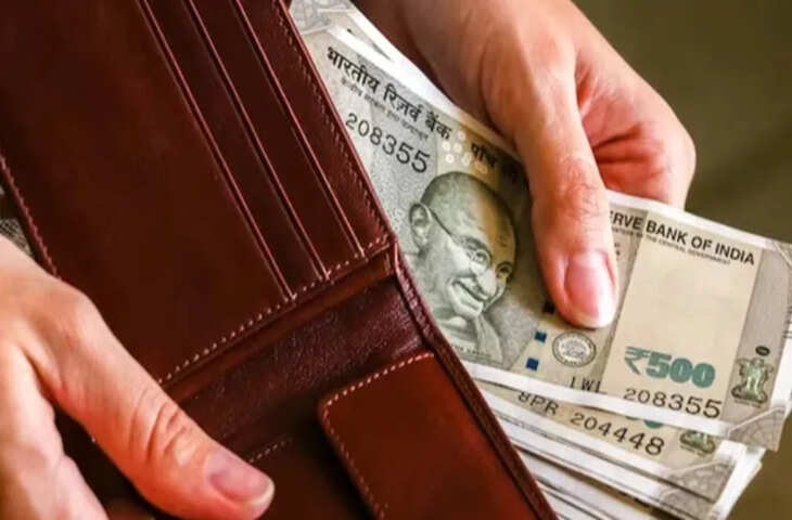 वास्तु के ये 5 उपाय बना देंगे पर्स को धन का भंडार! जेब में कभी नहीं टिकेगी गरीबी, हमेशा पास रखे ये 5 चीजें&nbsp;