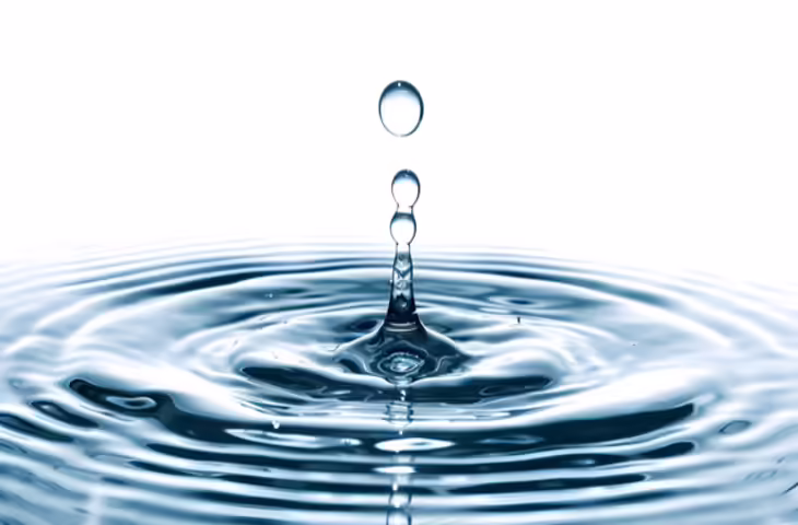 सऊदी अरब में आखिर कहां से आता है पानी? देश में नहीं है एक भी नदी और झील