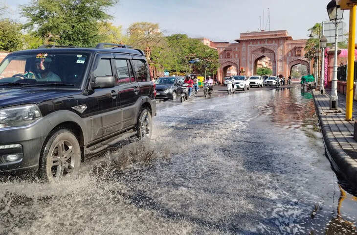 राजस्थान में बदला मौसम का मिजाज, तापमान में गिरावट से बढ़ी ठंडक