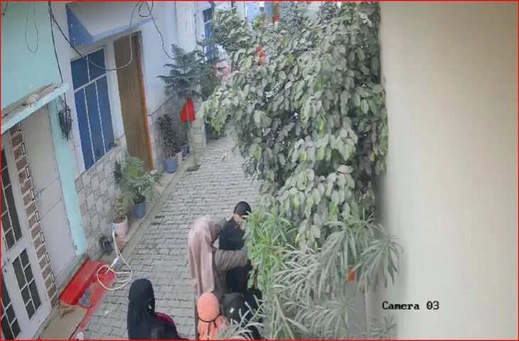 मुरादाबाद में सनसनीखेज मामला, 12वीं की छात्रा पर दबाव बनाने के आरोप में सहपाठी गिरफ्तार