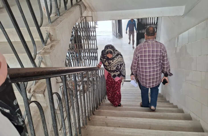 मुजफ्फरपुर अस्पताल में प्रसूता के साथ निर्दयता, ऑपरेशन का टांका काटने के बाद चढ़ा दीं 19 सीढ़ियां&nbsp;