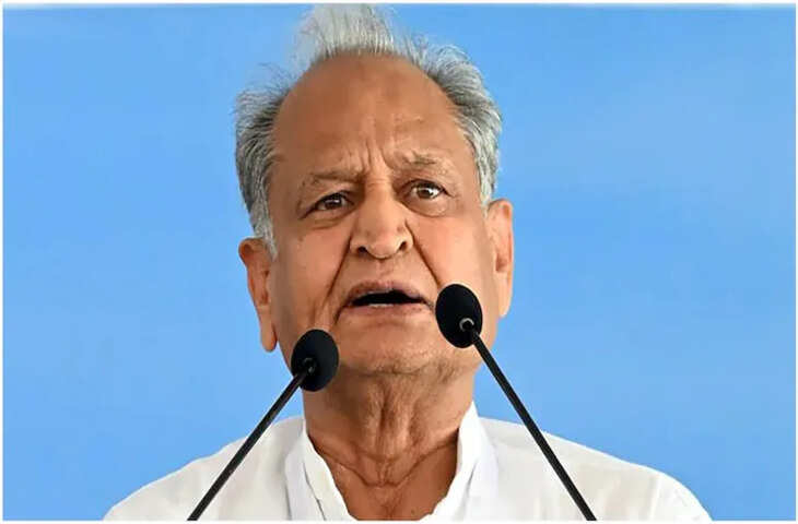 अशोक गहलोत ने डिस्टर्ब एरिया एक्ट पर भाजपा सरकार पर लगाया गंभीर आरोप, कहा&ndash; राजस्थान को अशांत घोषित करने की कोशिश