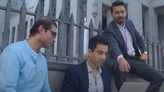 Pitchers S2 Review वेब सीरीज इमोशन और र‍िएल‍िटी का परफेक्‍ट डोज 