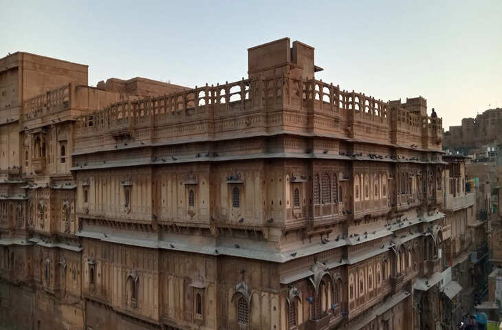 5 बेटों के लिए 60 साल में बनीराजस्थान की ये 5 आलीशान हवेलियाँ, 3 मिनट के वीडियो में करे पटवों की हवेली का ऐतिहासिक सफर&nbsp;