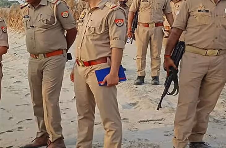 जौनपुर में लूट के मामले में लापरवाही पर बड़ा एक्शन, दरोगा समेत 5 पुलिसकर्मी निलंबित; DIG की सख्ती से मचा हड़कंप