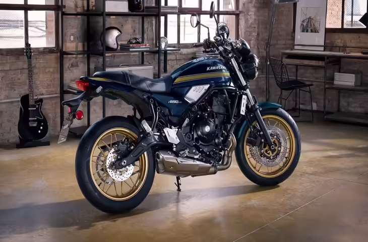 Kawasaki ने दिया नया साल का तोहफा! Z650 और Z650RS बाइक पार मिल रही हजारों की छूट,&nbsp;जानें नया प्राइस