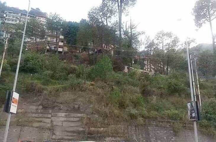 कालका-शिमला हेरिटेज रेललाइन पर फिर संकट, पानी से निर्माणाधीन डंगा क्षतिग्रस्त