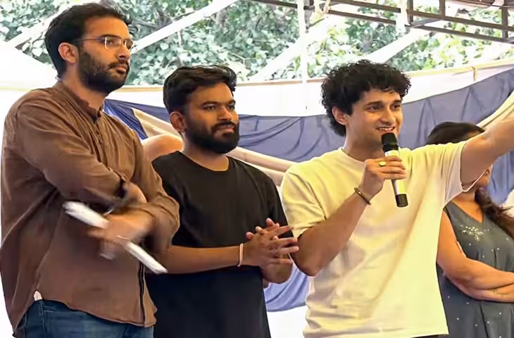 इंडिया गेट मार्च से पहले केंद्र का बड़ा कदम, NEET प्रदर्शनकारियों पर दर्ज FIR रद्द कराने सुप्रीम कोर्ट पहुंची सरकार; CJP नेताओं का खास रिएक्शन