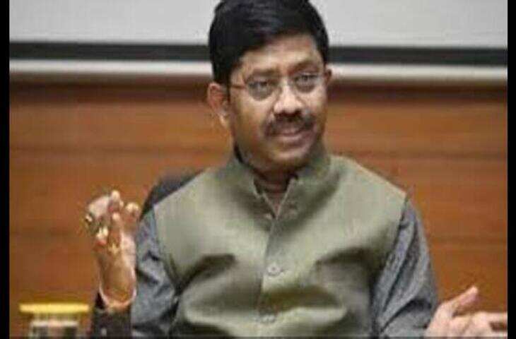 उत्तर प्रदेश के मंत्री ने लंबित एमओयू को लेकर उद्यमी मित्रों को आड़े हाथों लिया