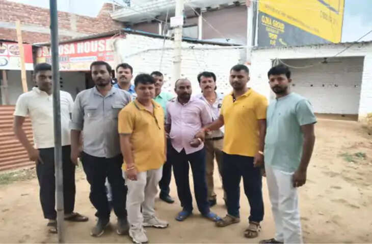 धनरूआ अंचल कार्यालय में निगरानी की बड़ी कार्रवाई, 50 हजार रिश्वत लेते लिपिक गिरफ्तार