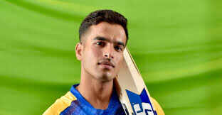 IPL 2025 Chennai Super Kings: Vansh Bedi का जीवन परिचय, उम्र, पत्नी, आय, रिकॉर्ड्स, फैमली और जीवन से जुडी कुछ दिलचस्प बातें
