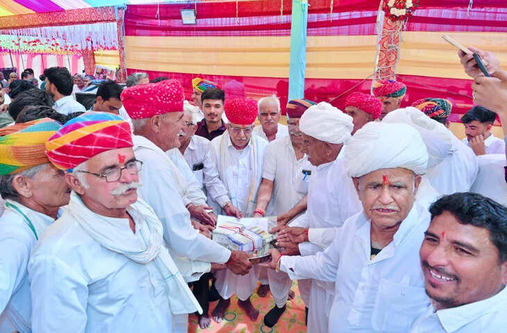 नागौर में किसानों का अनोखा मायरा, वीडियो में देखें भांजे-भांजियों की शादी में डेढ़ करोड़ का उपहार