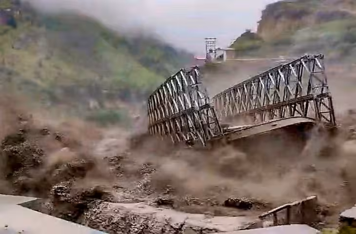 उत्तराखंड में भारी बारिश का अलर्ट, 11 जिलों में खतरे की चेतावनी; चारधाम यात्रा पर भी असर की आशंका