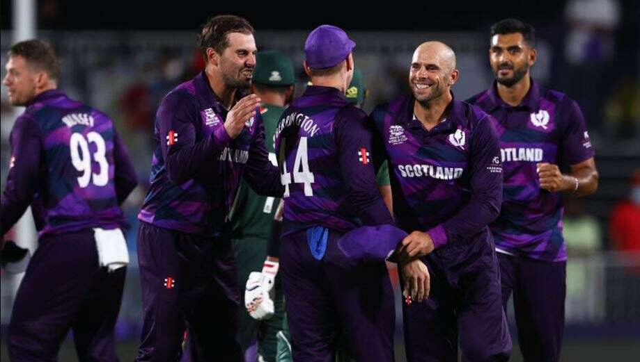 "sco-1-111" "sco-1--11tyyy" "sco-1--11" "scoo111" 